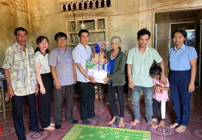 tri an cac thuong binh, benh binh, nguoi co cong voi cach mang 2